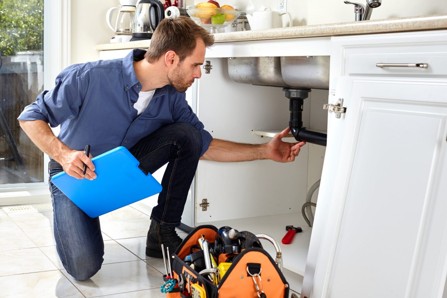 The Top Reasons to Hire a Professional Plumber